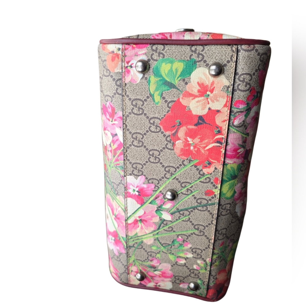 🚫SOLD‼️GUCCI🚫 GG Supreme Monogram Blooms Small Top Handle Bag in Antique Rose - Picture 3 of 13